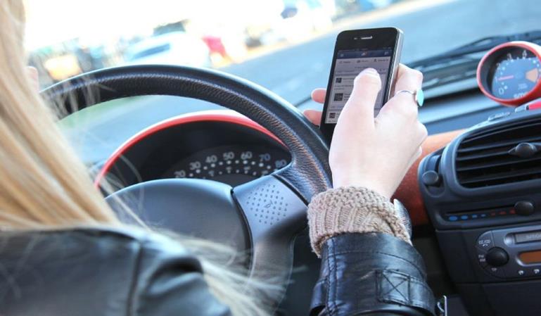 Las peores distracciones al volante