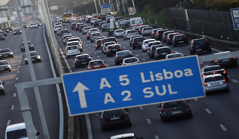 Circulación por carreteras de Portugal