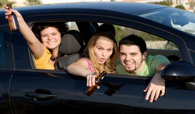 Las conductas de riesgo al volante aumenta en verano