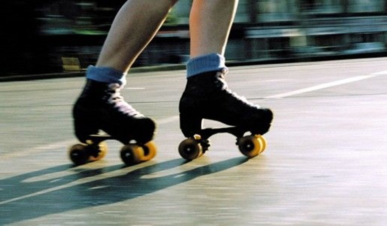 Los patinadores no se libran de las multas