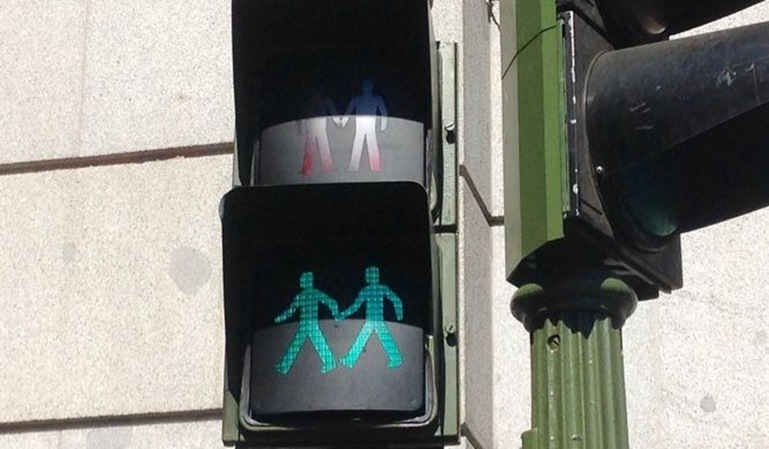 Madrid instala semáforos igualitarios antes de la Semana del Orgullo
