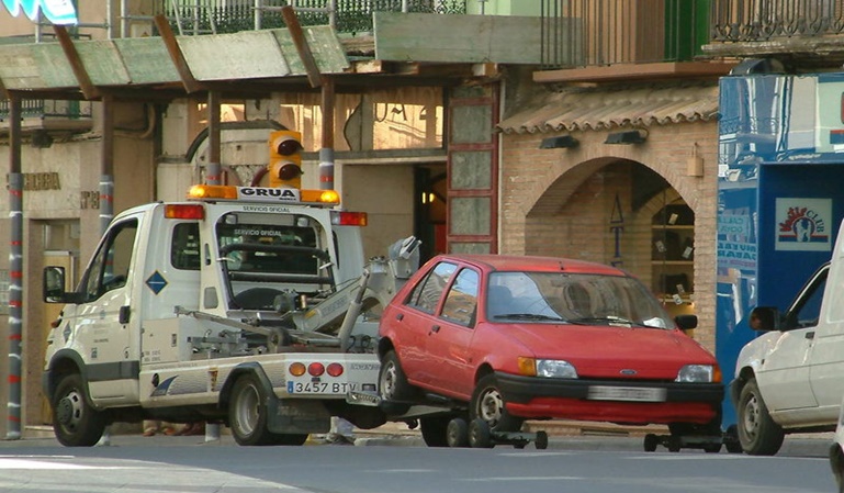 Cuándo se puede llevar la grúa el coche