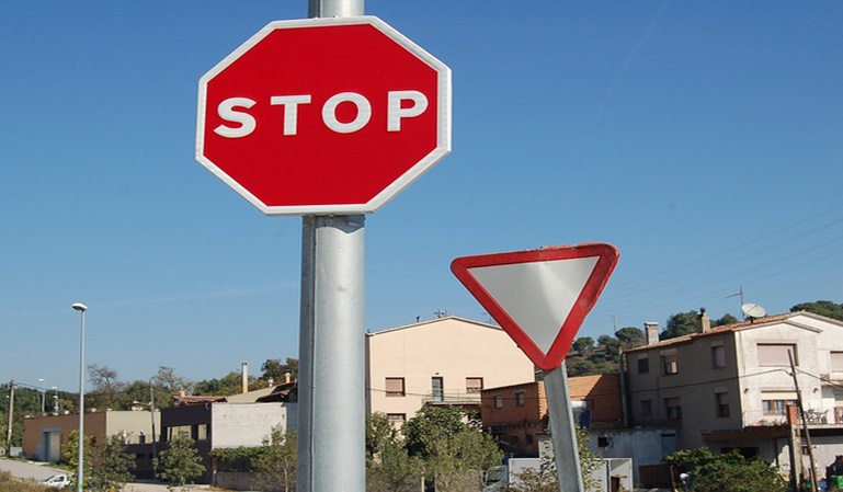 Cómo conducir en los cruces