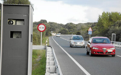 ¿Sabes que también te pueden multar si frenas antes de un radar?