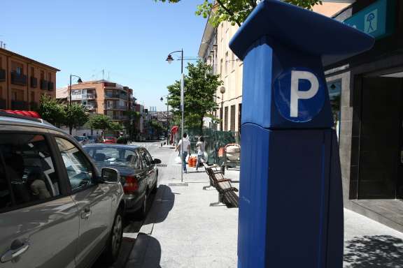 ‘Tarjetas-monedero’ para aparcar en Almería en la zona azul